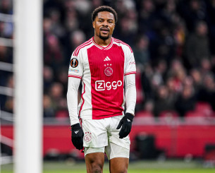 Στην Ίπσουιτς ο Άκπομ που άφησε την Μπέρμιγχαμ στα... κρύα του λουτρού