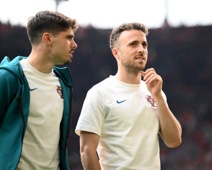 Σε σοκ ο Νέτο μετά τον θάνατο του Ζότα - Δεν τον πιέζουν από την Τσέλσι να αγωνιστεί