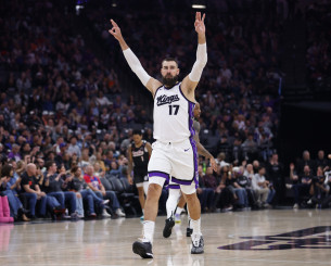 Ένας σύγχρονος Μίδας: Πόσα χρήματα έχει βγάλει ο Βαλαντσιούνας στο ΝΒΑ