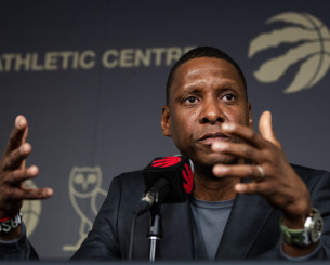 Έφυγε από το Τορόντο ο άνθρωπος που... δούλευε την ανταλλαγή του Αντετοκούνμπο στους Ράπτορς