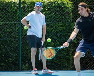 «Σοκαρίστηκα, δεν έχω ξαναδεί πιο αγύμναστο παίκτη από τον Τσιτσιπά στη ζωή μου»