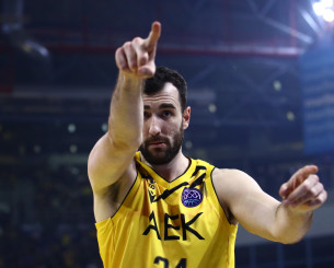 Ο Παναθηναϊκός ενισχύει με τον Κουζέλογλου το ελληνικό στοιχείο στο ρόστερ του