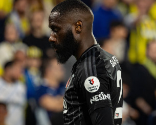 Επιστροφή στην Premier League για Μαζουακού: Συμφώνησε με ομάδα... έκπληξη