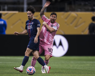 Χαμός με τον Μέσι - Εριξε σφαλιάρα στον Βιτίνια και φούντωσε ξανά τις φήμες για την κόντρα τους (video)