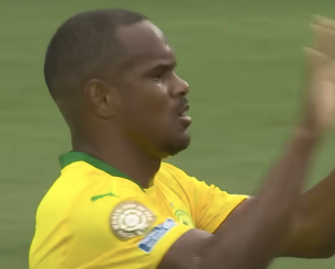 Συγκλονίζει ο Ρέινερς της Μαμελόντι μιλώντας για τα παιδικά του χρόνια: «Μου έκλεψαν το κινητό και τα παπούτσια μου»