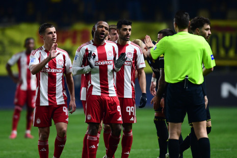 «Επίθεση» Ολυμπιακού σε Λανουά και ΕΠΟ: «Οσο κι αν προσπαθούν, δε θα μας σταματήσουν»