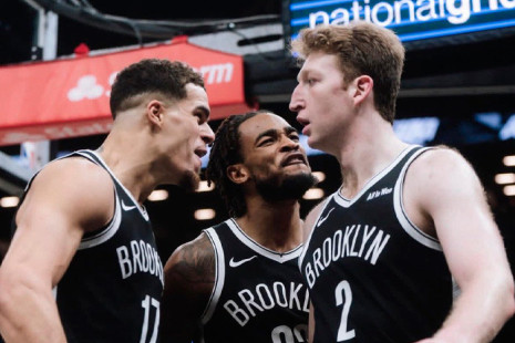 Συντριβή για τους απογοητευτικούς Μπακς στο Μπρούκλιν, «διπλό» για τους Λέικερς στο Φοίνιξ