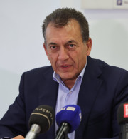 Βρούτσης: «Κάναμε το αυτονόητο για την αναβολή του παιχνιδιού» (video)