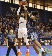 Ο Φάντερμπερκ «συστήθηκε» στον κόσμο του Ηρακλή και η επιρροή του Λούκιτς στον Ράιτ-Φόρμαν