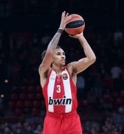 Γουόρντ: «Θα τα δώσουμε όλα για να φέρουμε τη νίκη κόντρα στη Φενέρμπαχτσε»