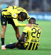 Αποχώρησε με πρόβλημα ο Οντουμπάτζο, ο Ρότα στη θέση του