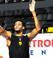 Λίγες πιθανότητες για Μπράουν στην ΑΕΚ κόντρα στον Ολυμπιακό