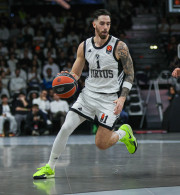 Με ήρωα Βιλντόζα η Βίρτους Μπολόνια κέρδισε την Dubai BC