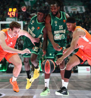 Ισπανική «καταιγίδα» από τρίποντα στο T-Center και πισωγύρισμα για τον Παναθηναϊκό