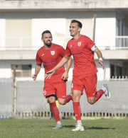 Νίκη ελπίδας για τον Καμπανιακό, βουλιάζει ο ΠΑΣ Γιάννινα