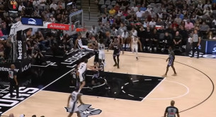 Γεμάτο θέαμα και... πτήση Βασέλ το Top 10 του ΝΒΑ (video)