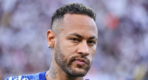 Η οικογένεια του Νεϊμάρ αγόρασε την επωνυμία του Πελέ - Αυτό είναι το deal που κόστισε εκατομμύρια ευρώ