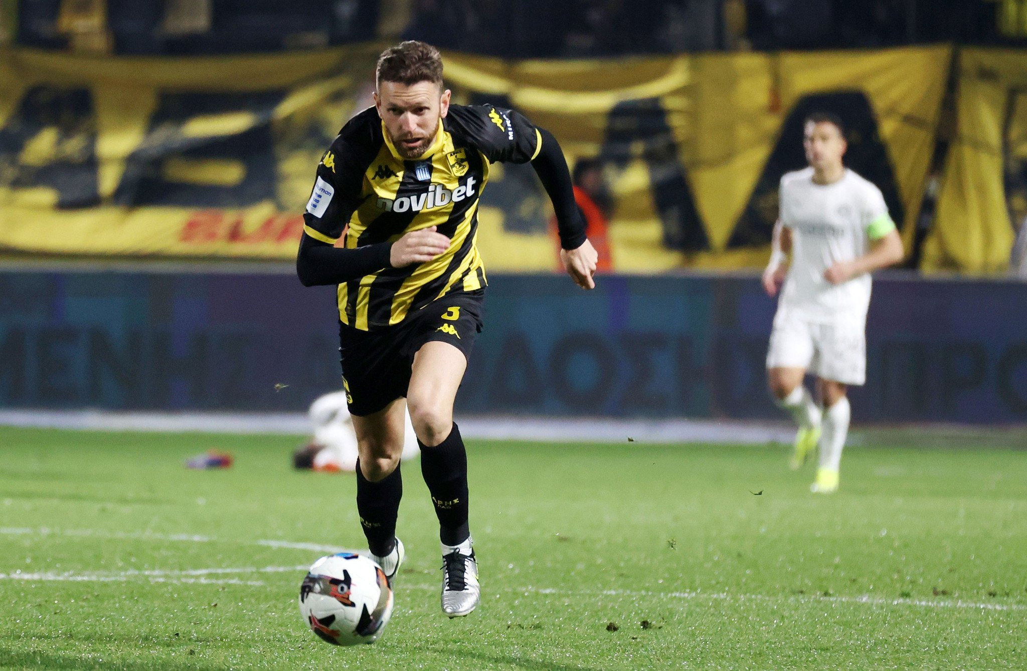 Νέο πρόσωπο ο Φαμπιάνο στην αποστολή του Άρη για τον αγώνα με την ΑΕΚ