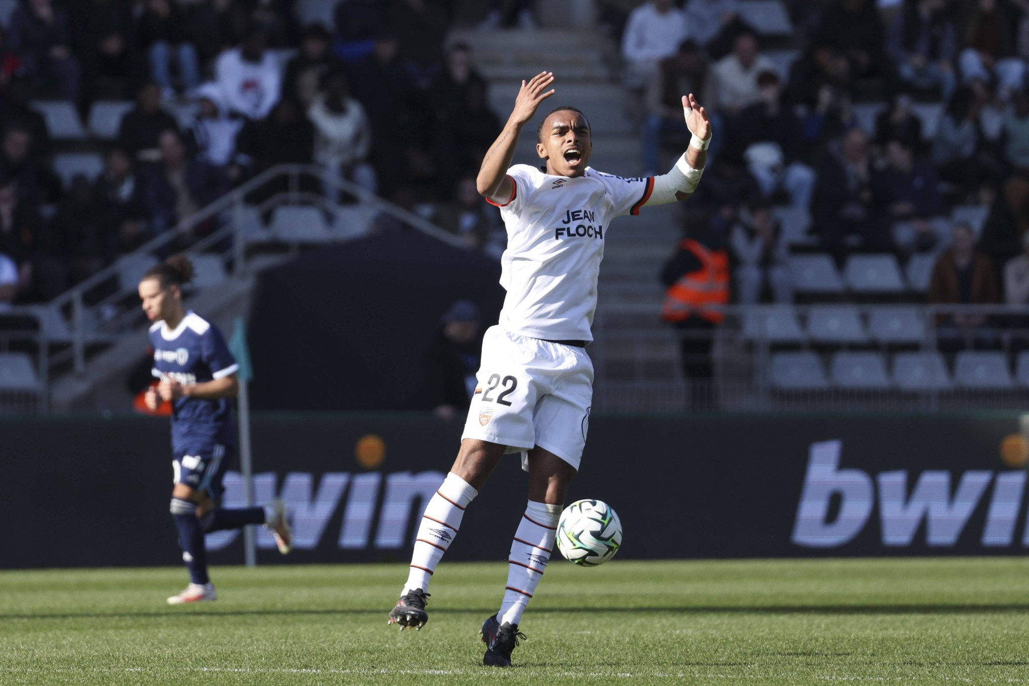 Το wonderkid της Μπόρνμουθ που αναμένεται να προκαλέσει… κρότο στο ευρωπαϊκό ποδόσφαιρο Το wonderkid της Μπόρνμουθ που αναμένεται να προκαλέσει… κρότο στο ευρωπαϊκό ποδόσφαιρο