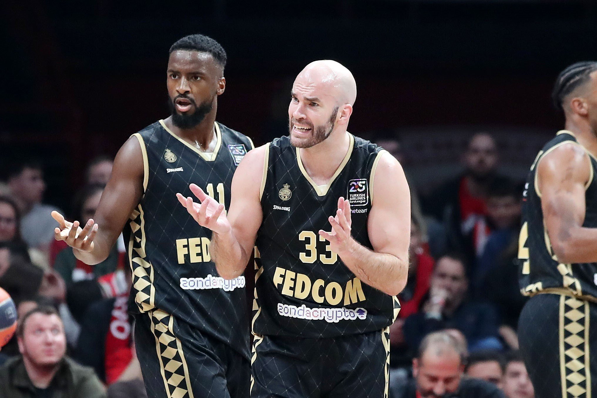 Νίκες για Παρί και Μονακό πριν τα Playoffs της Euroleague