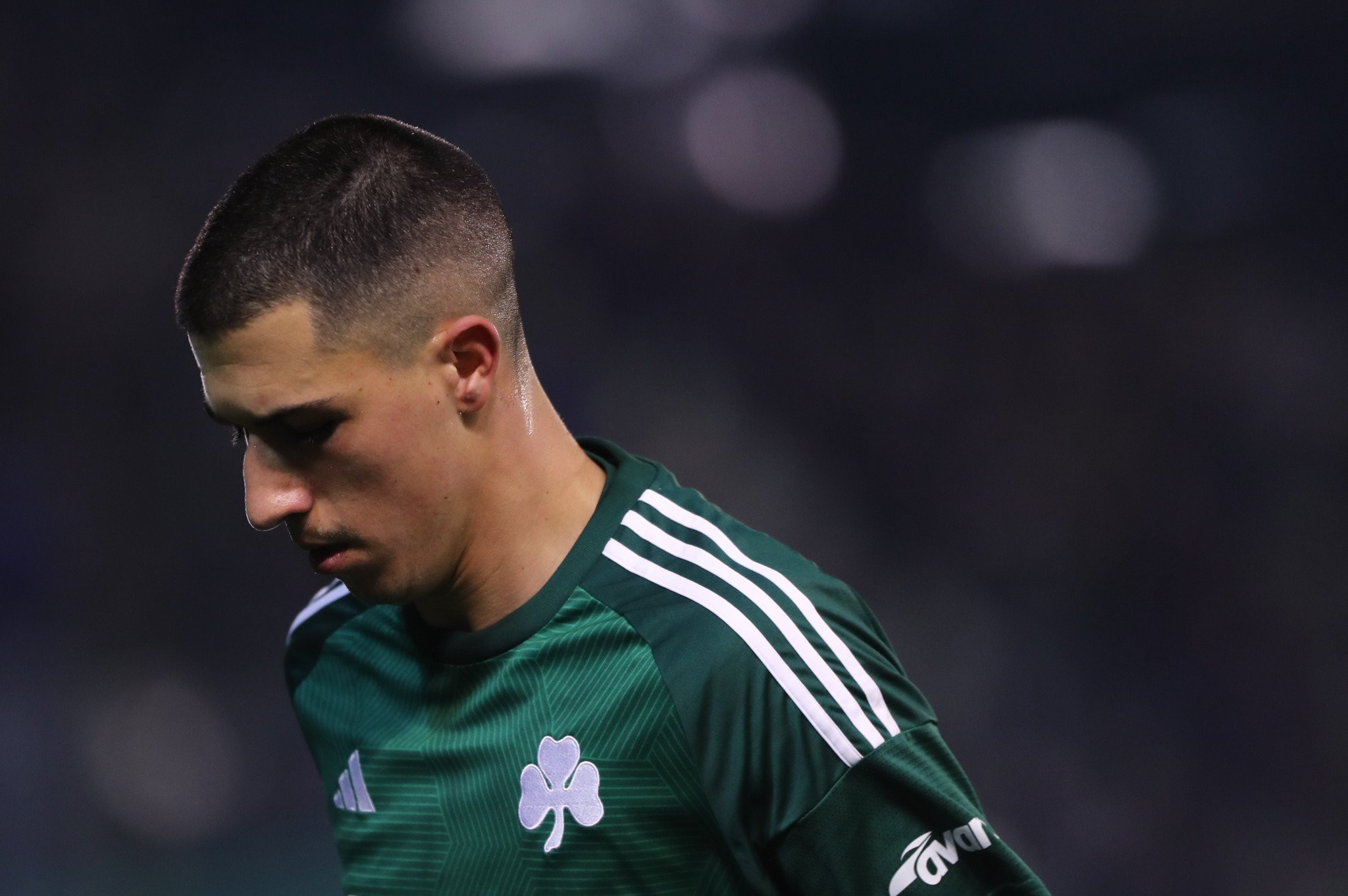 Ο Αϊτόρ θα συνεχίσει την καριέρα του στη Βιτόρια της Βραζιλίας