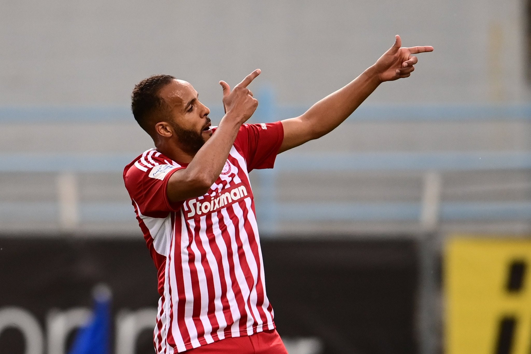 Υπέγραψε με τη Ναντ στα 38 του χρόνια ο Ελ Αραμπί