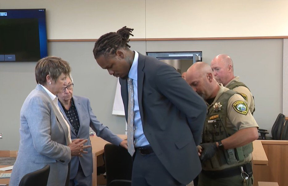 Στη φυλακή ο ΜάκΛεμορ για 100 μήνες: Ο πρώην παίκτης της ΑΕΚ κρίθηκε ένοχος για βιασμό