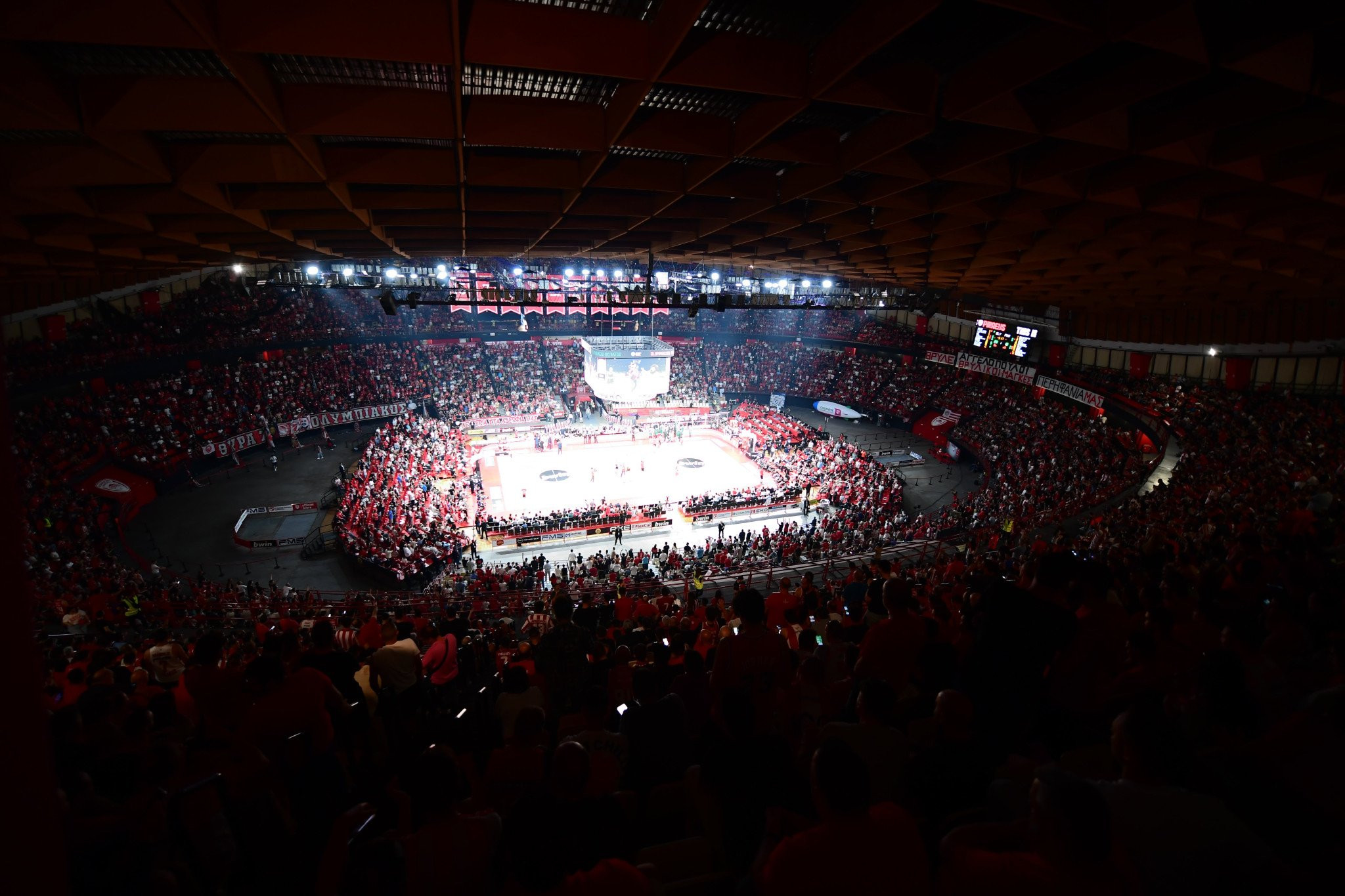 Sold-out το ΣΕΦ για το ντέρμπι Ολυμπιακού - Παναθηναϊκού στην EuroLeague έξι μήνες πριν το ματς!