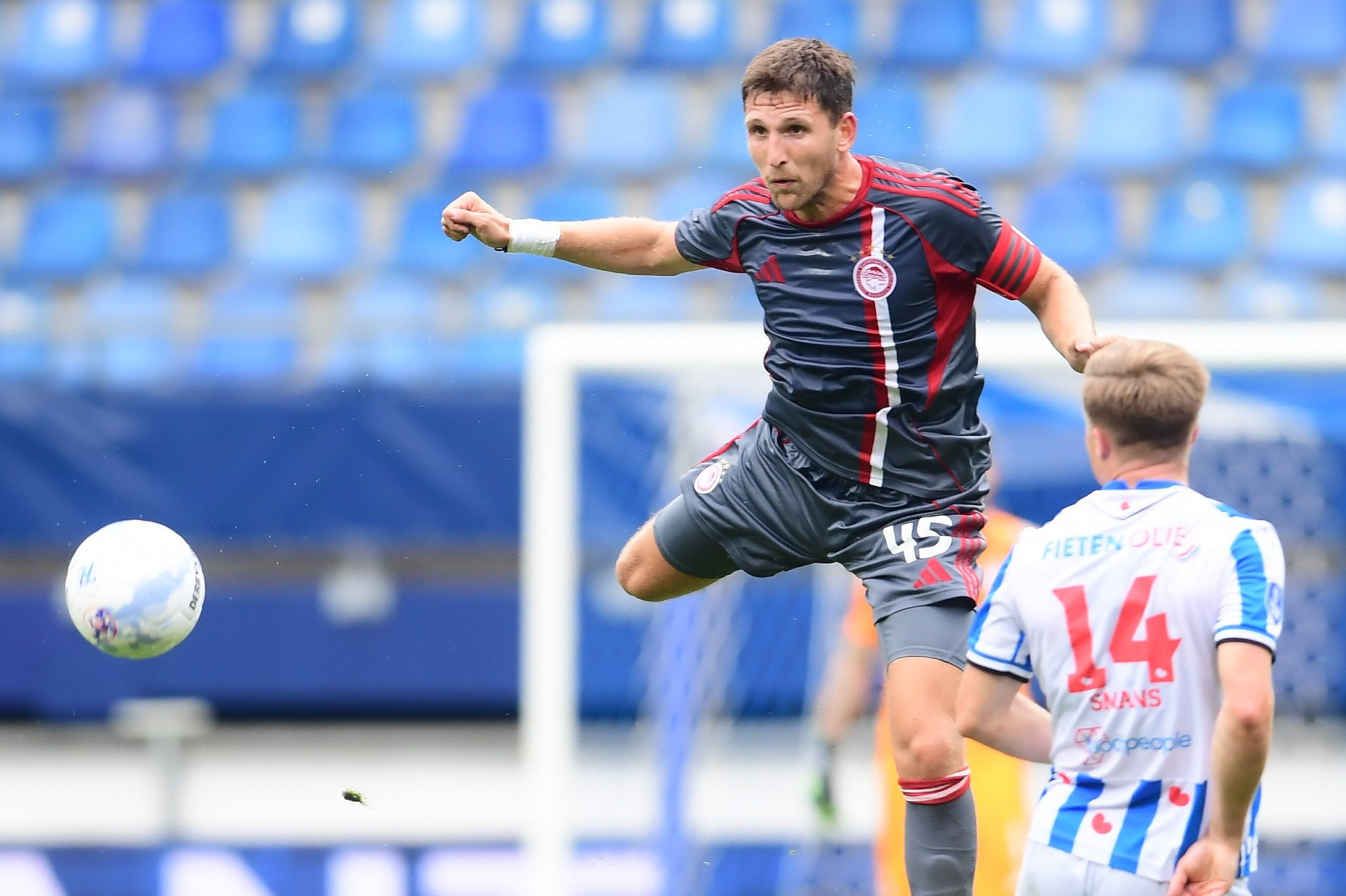 Τα στιγμιότυπα από τη φιλική ισοπαλία του Ολυμπιακού με τη Χέρενφεν (video)