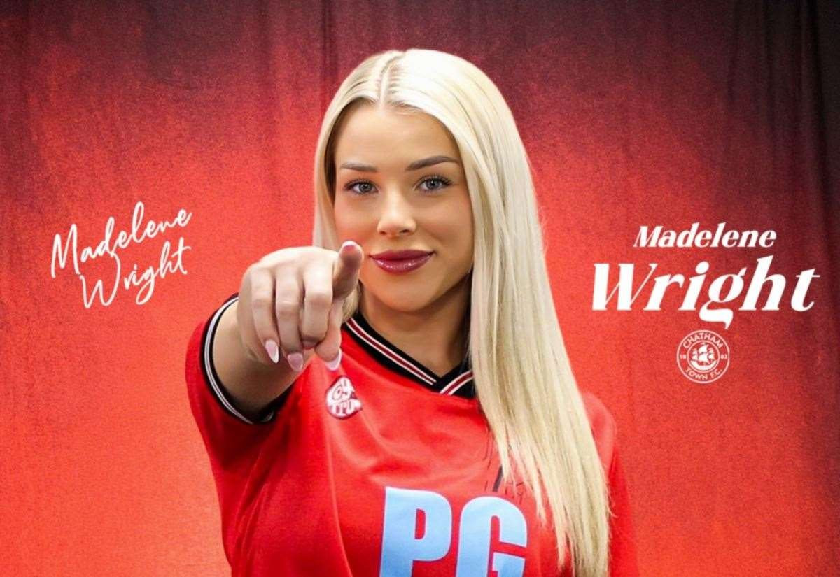 Από το OnlyFans πίσω στο ποδόσφαιρο - Η επιστροφή της Μαντελίν Ράιτ (pics)