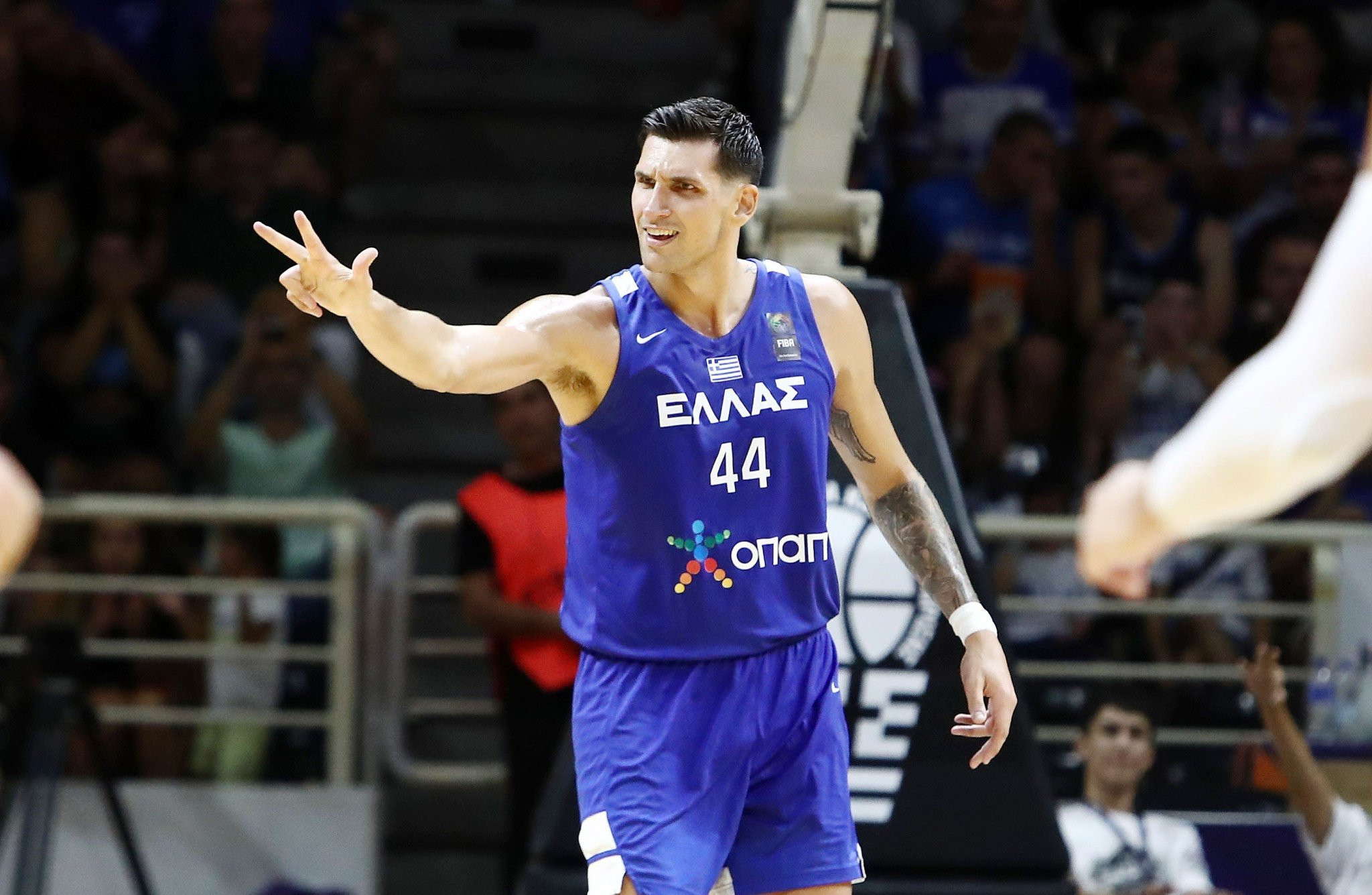 Νίκησε Μαυροβούνιο και... αστοχία η Εθνική Νίκησε Μαυροβούνιο και... αστοχία η Εθνική