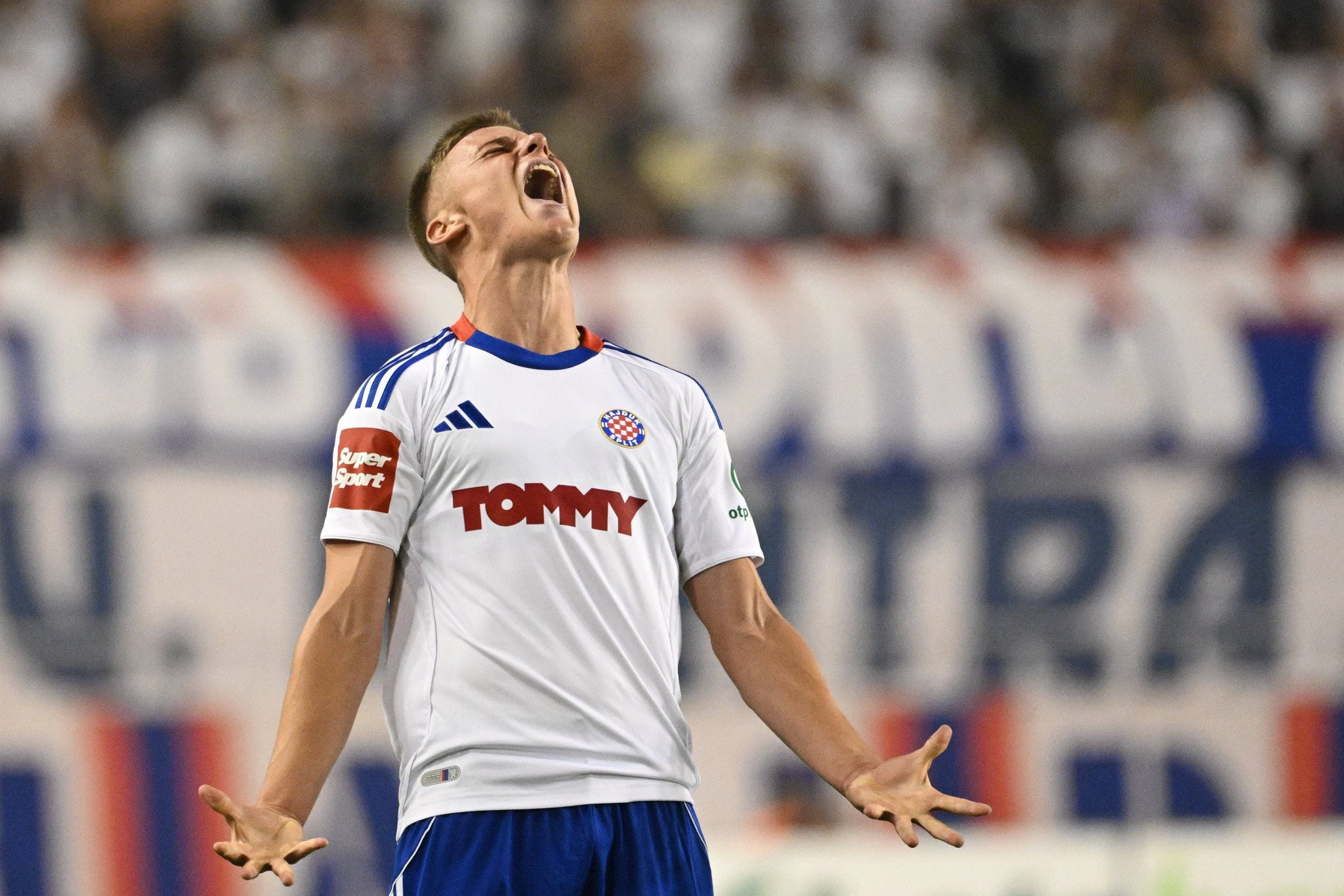 Η Χάιντουκ έχει σπάσει το πιο ασύλληπτο ρεκόρ στην ιστορία του ποδοσφαίρου! Η Χάιντουκ έχει σπάσει το πιο ασύλληπτο ρεκόρ στην ιστορία του ποδοσφαίρου!