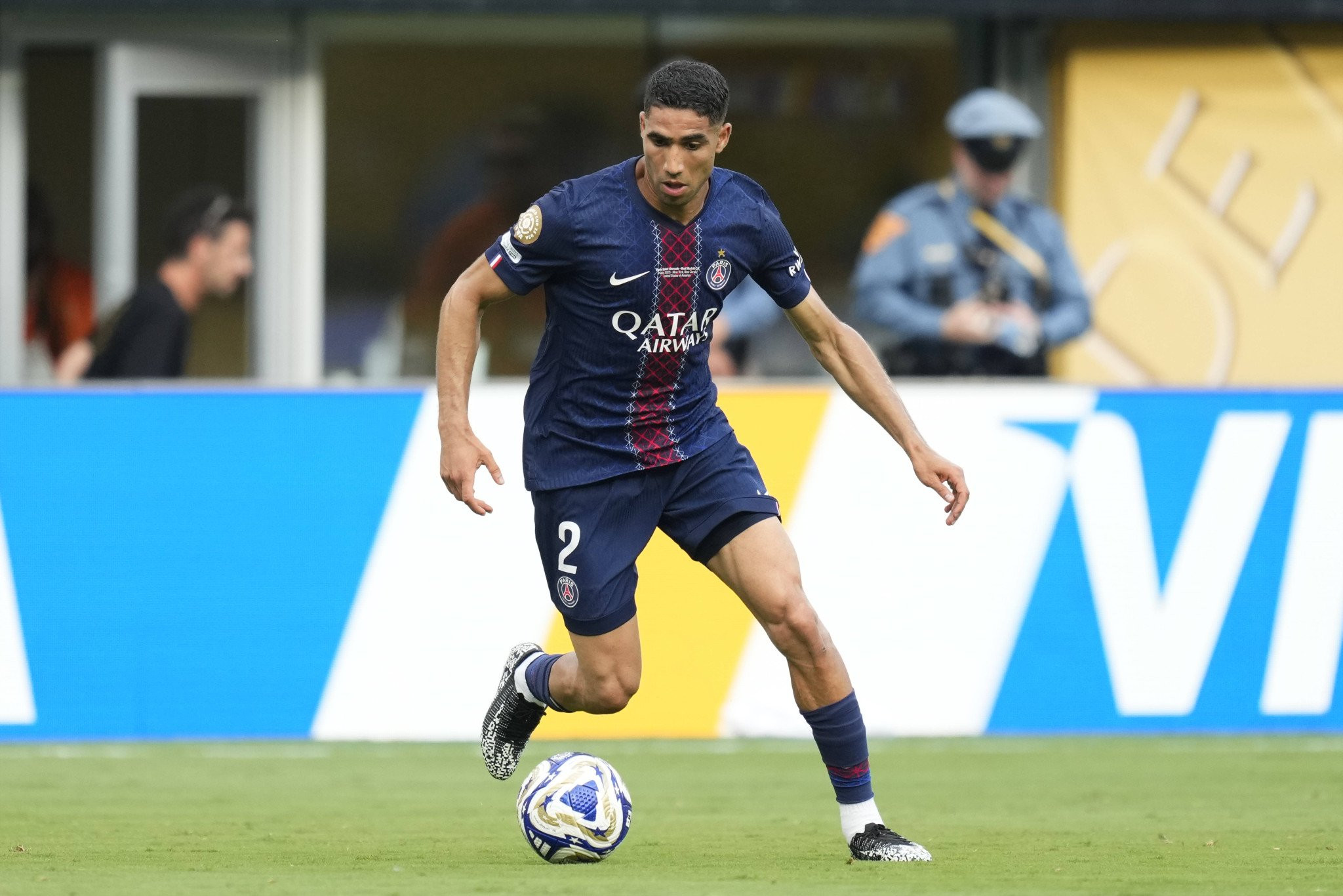 Αισιόδοξος ο Χακίμι: «Νομίζω ότι αξίζω τη Χρυσή Μπάλα»