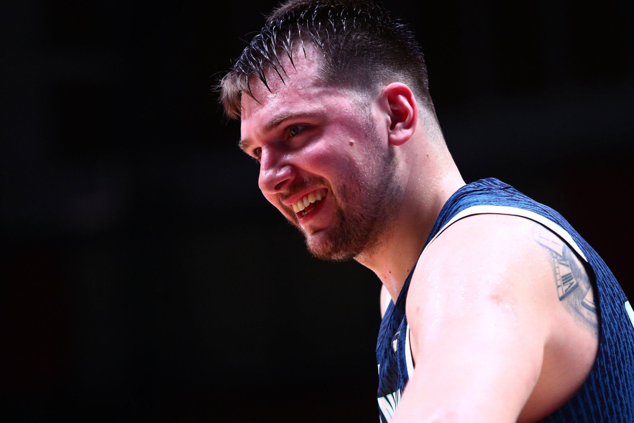 Ο Ντόντσιτς έχει τερματίσει το μπάσκετ και ασχολείται με τα... γκελάκια (video)