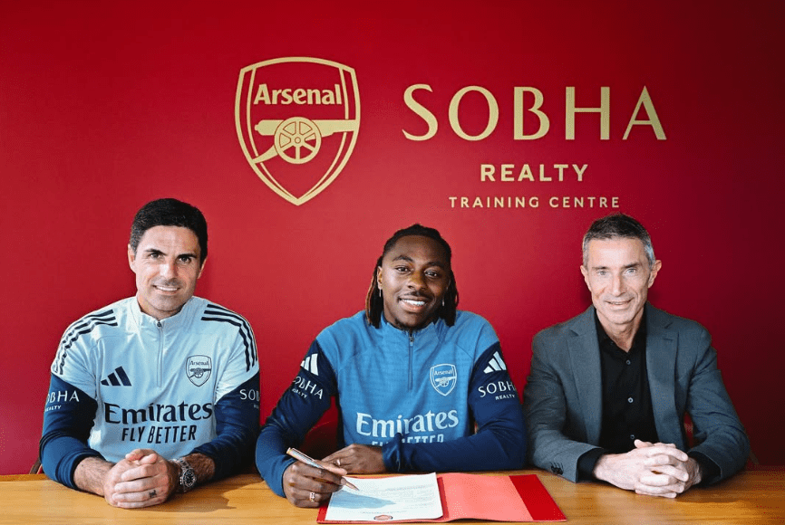 Επίσημα στην Άρσεναλ ο Έζε