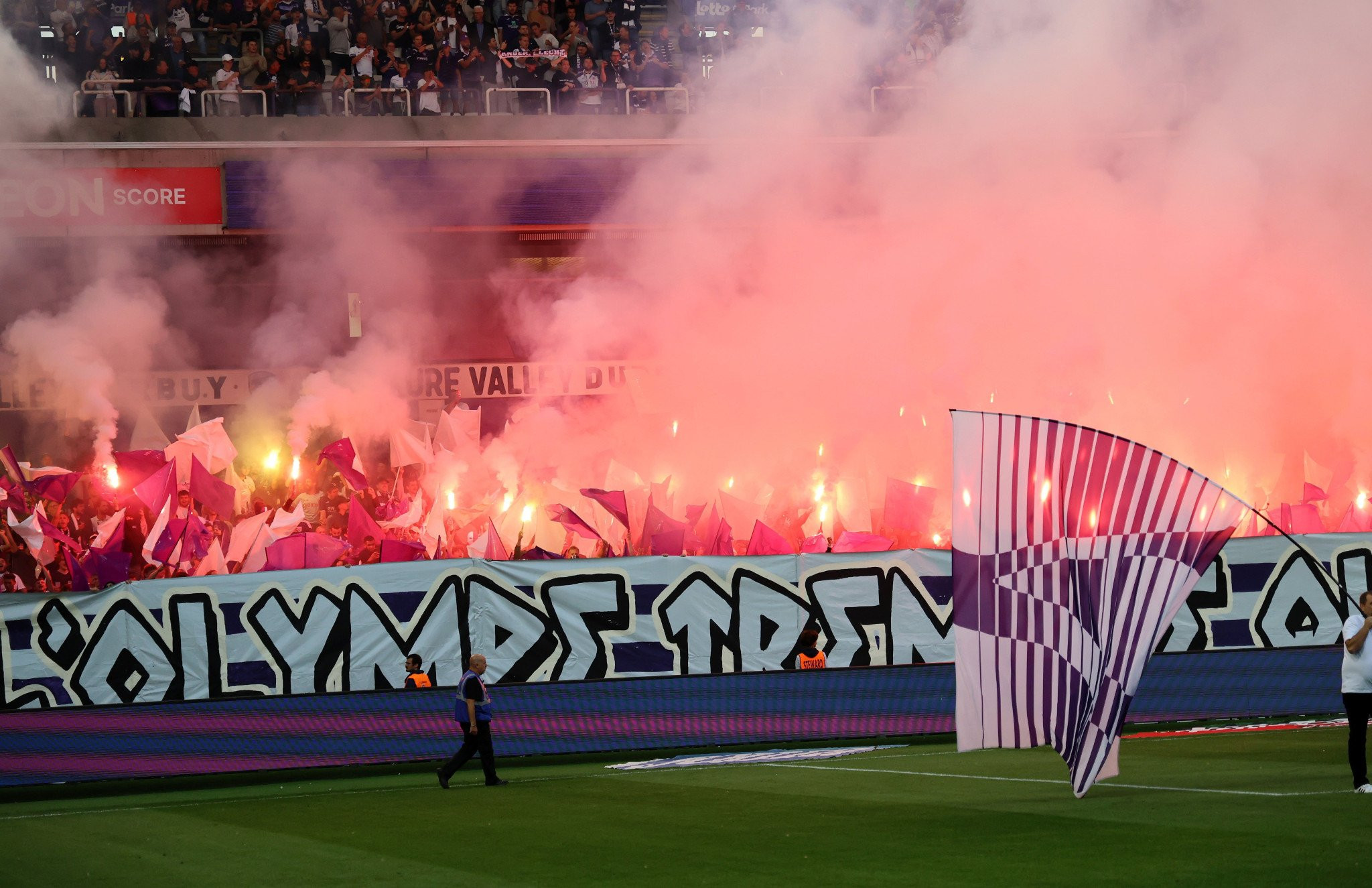 «Συνελήφθησαν οπαδοί της Άντερλεχτ μετά το ματς με την ΑΕΚ»