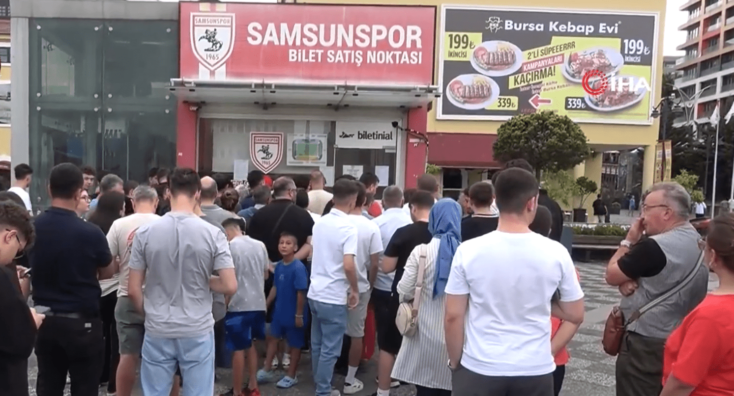 Χαμός για ένα εισιτήριο στη Σαμψούντα - Οι οπαδοί των Τούρκων έχουν σχηματίσει ουρές στα εκδοτήρια