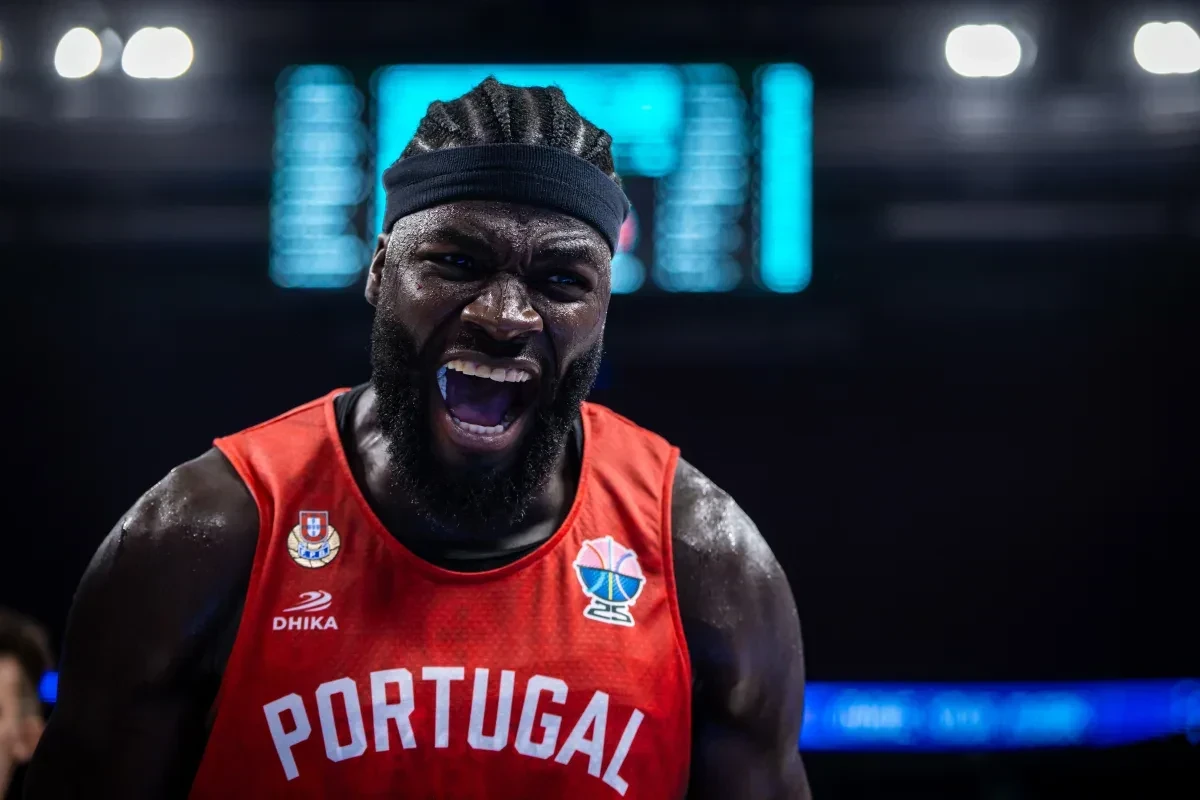 Με «εκρηκτικό» Κετά οι Πορτογάλοι  «ξέραναν» τους Τσέχους στην πρεμιέρα του Eurobasket