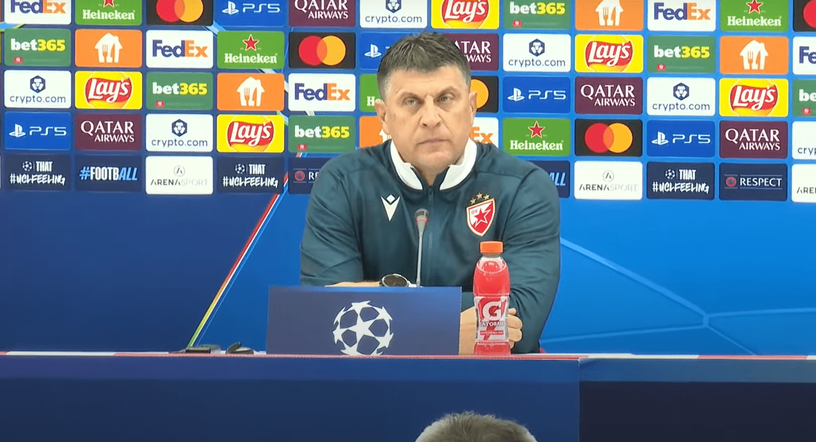 Μιλόγεβιτς: «Σε όλο το ματς τρώγαμε ξύλο σαν είμαστε σε λίγκα... χωριού»