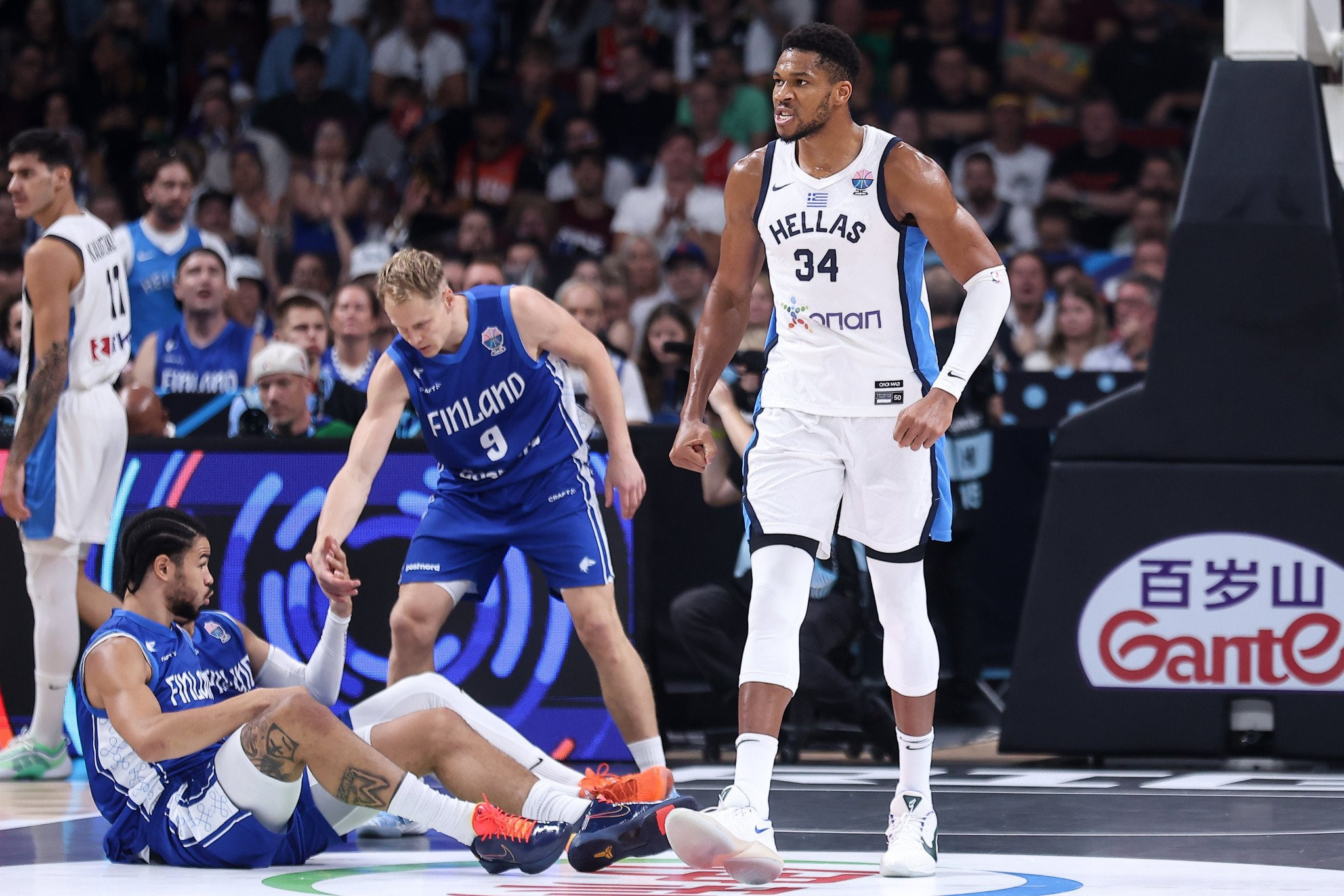 Ήταν «Greek Freak» ξανά: Τα στατιστικά του Γιάννη Αντετοκούμπο εναντίον της Φινλανδίας