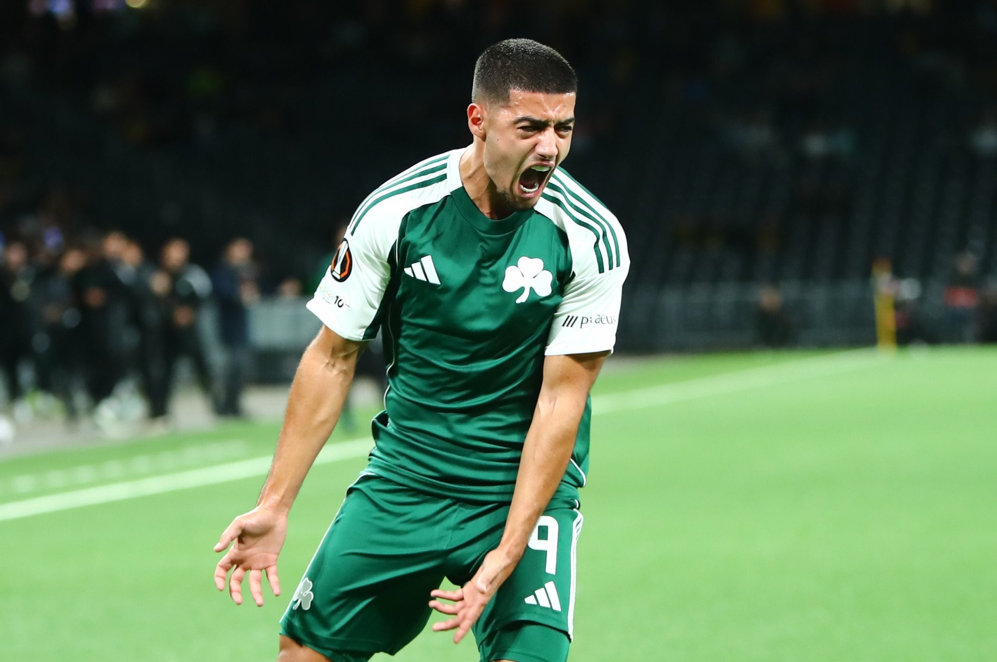 Το άγγιγμα του Μίδα: Τρία γκολ με πέντε σουτ ο Ζαρουρί (videos)