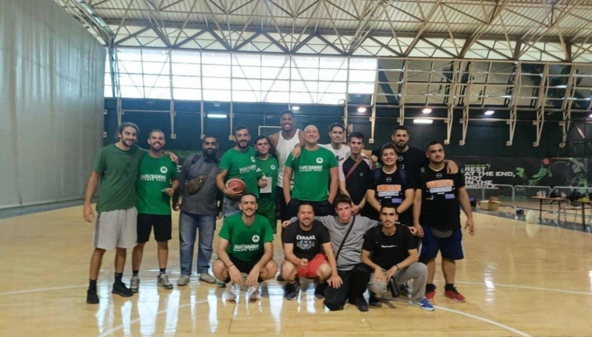 Η έκπληξη του Αντετοκούνμπο: Επισκέφθηκε την ομάδα Νοητικής Αναπηρίας του Παναθηναϊκού