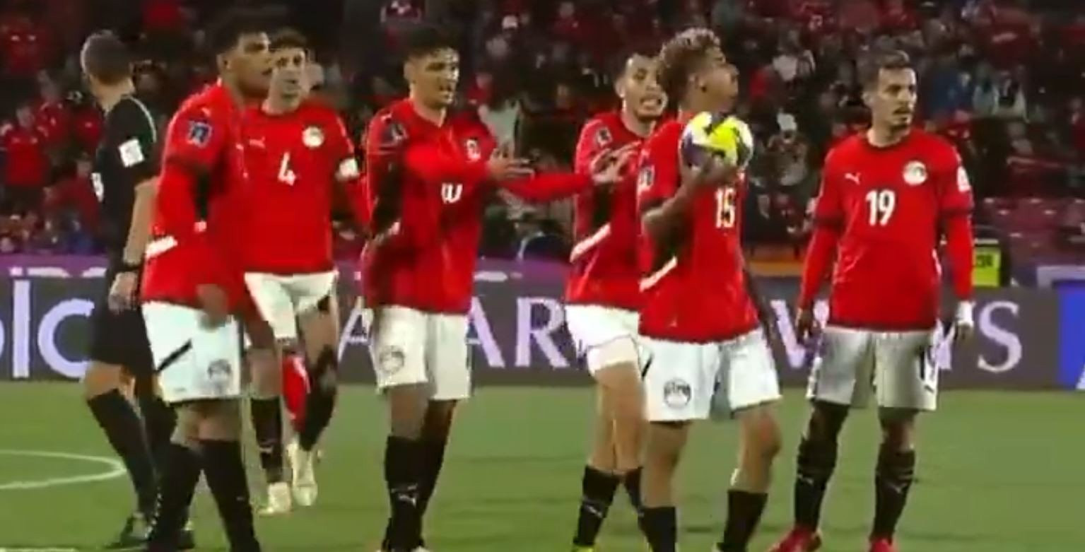 Τρομερό περιστατικό στο Μουντιάλ Κ20: Παίκτες της Αιγύπτου διαπληκτίστηκαν για ένα... φάουλ (video)