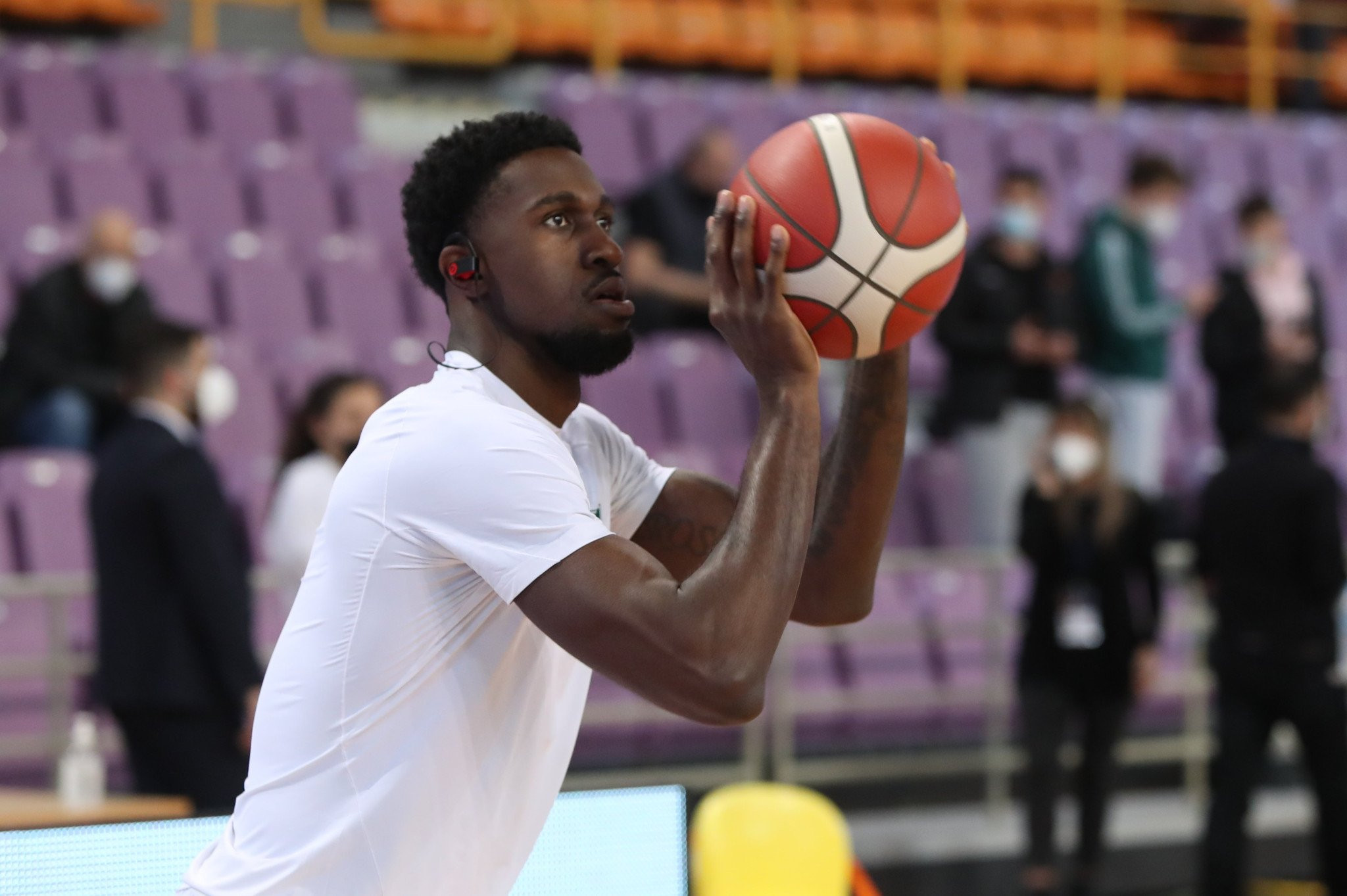 Ο Άρης «κοιτάζει» την δύσκολη περίπτωση του Οκάρο Γουάιτ