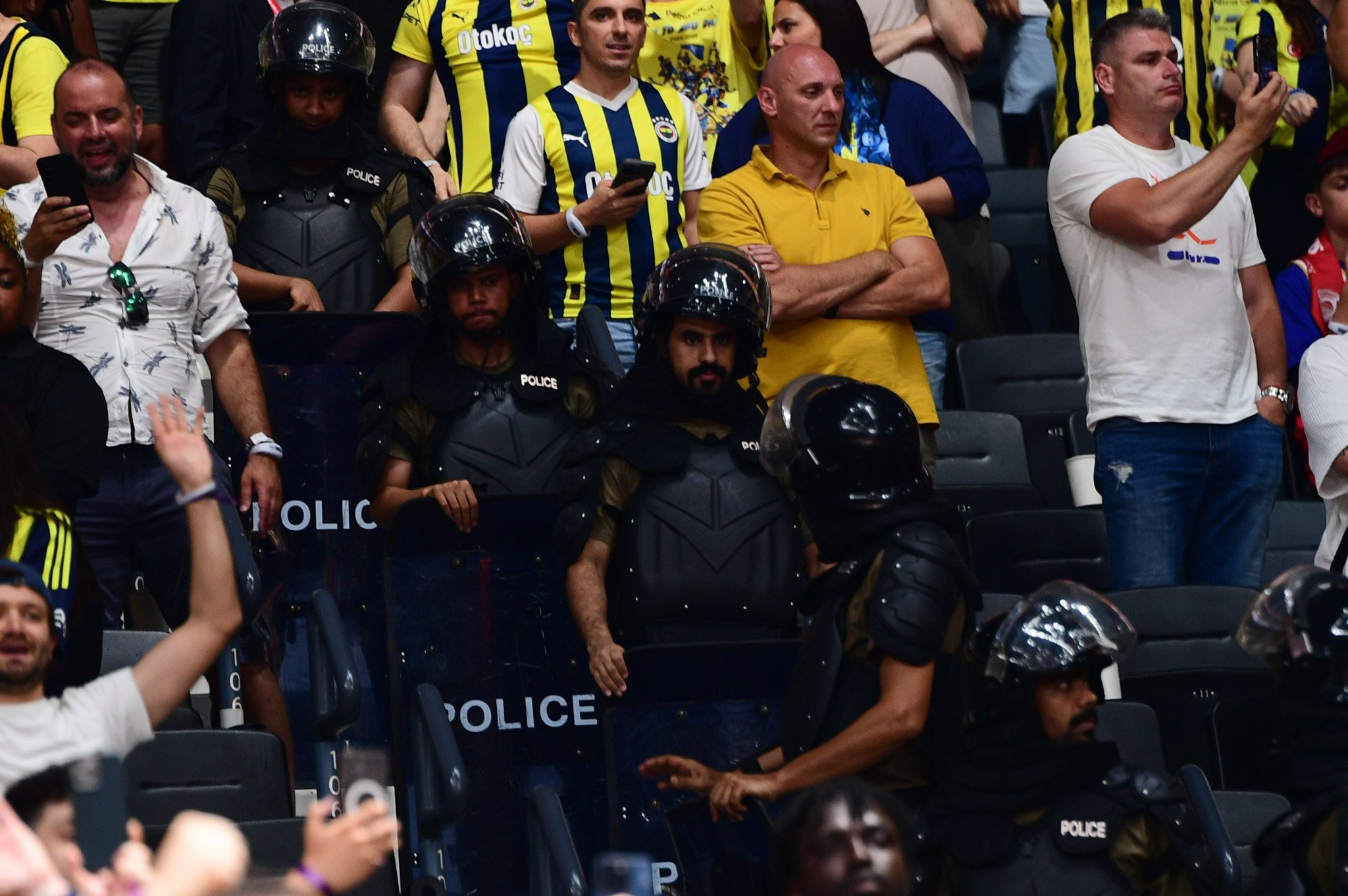 Η Φενέρμπαχτσε ζήτησε να δώσει τα παιχνίδια με τις ισραηλινές ομάδες στη Γερμανία