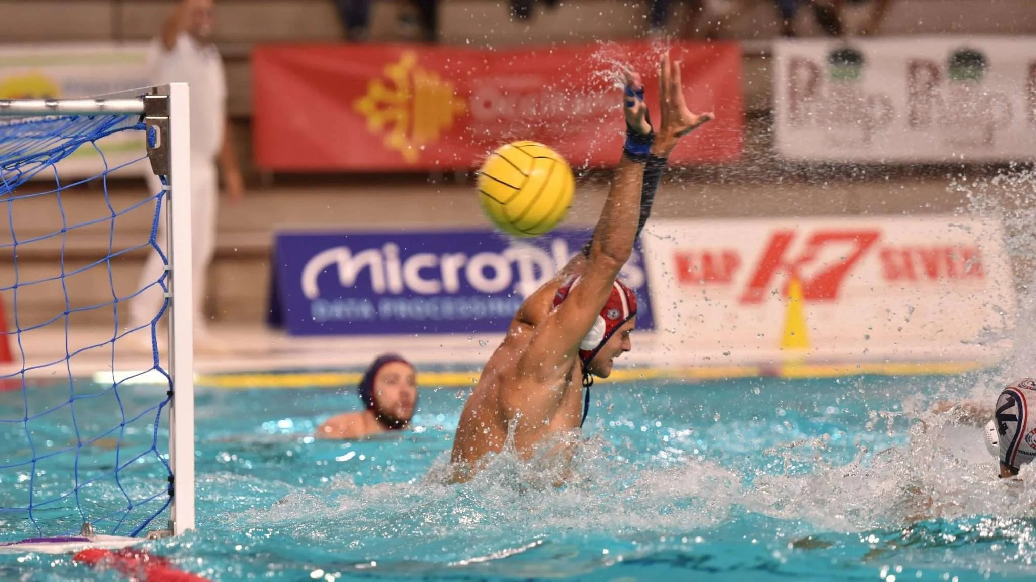 Η απόκρουση του Ανδρεάδη που έδωσε τη νίκη στη Βουλιαγμένη στο LEN Euro Cup (video)