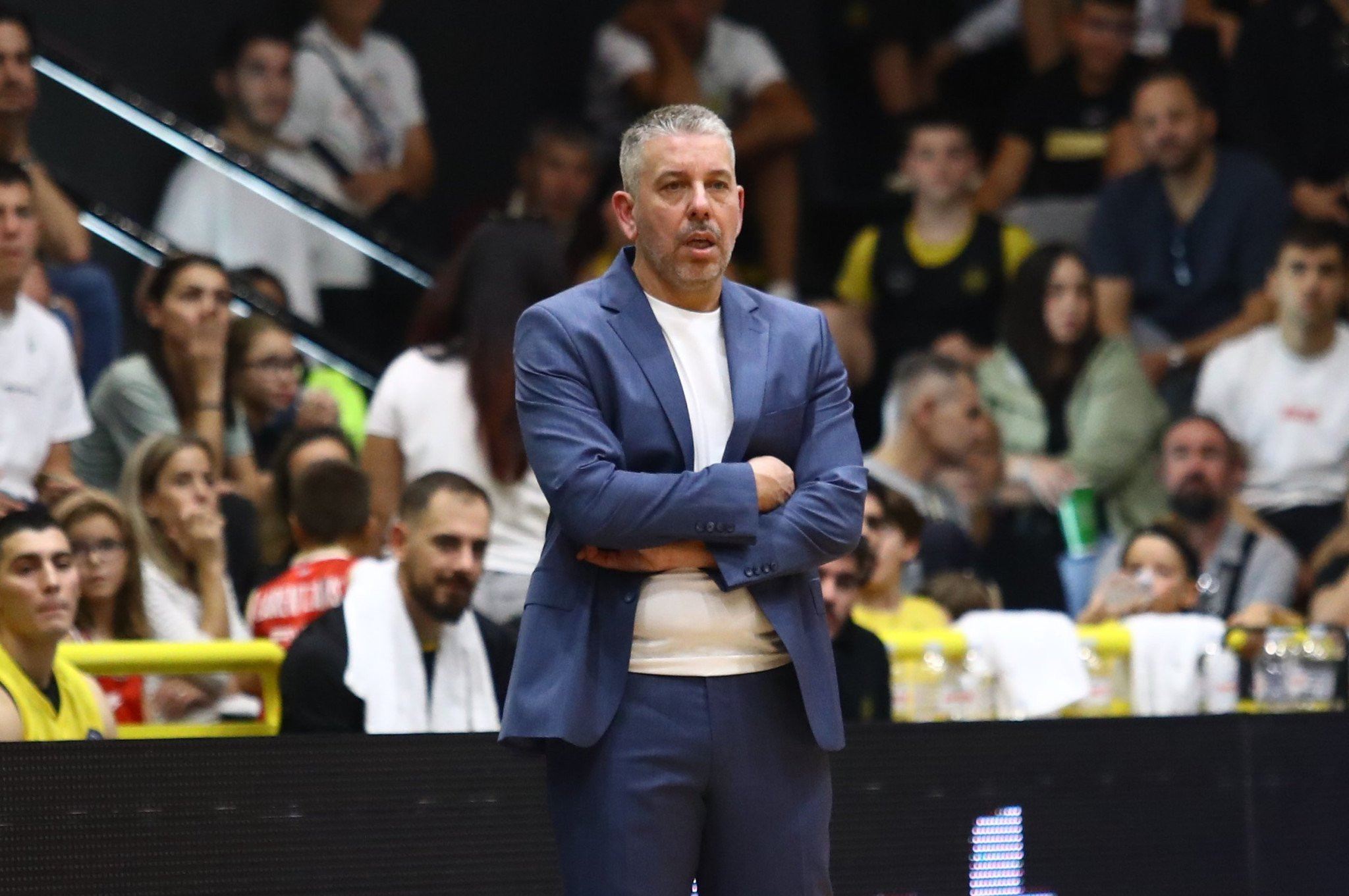 Παπαθεοδώρου: «Απλά κοιτάγαμε τους παίκτες του Ολυμπιακού!»