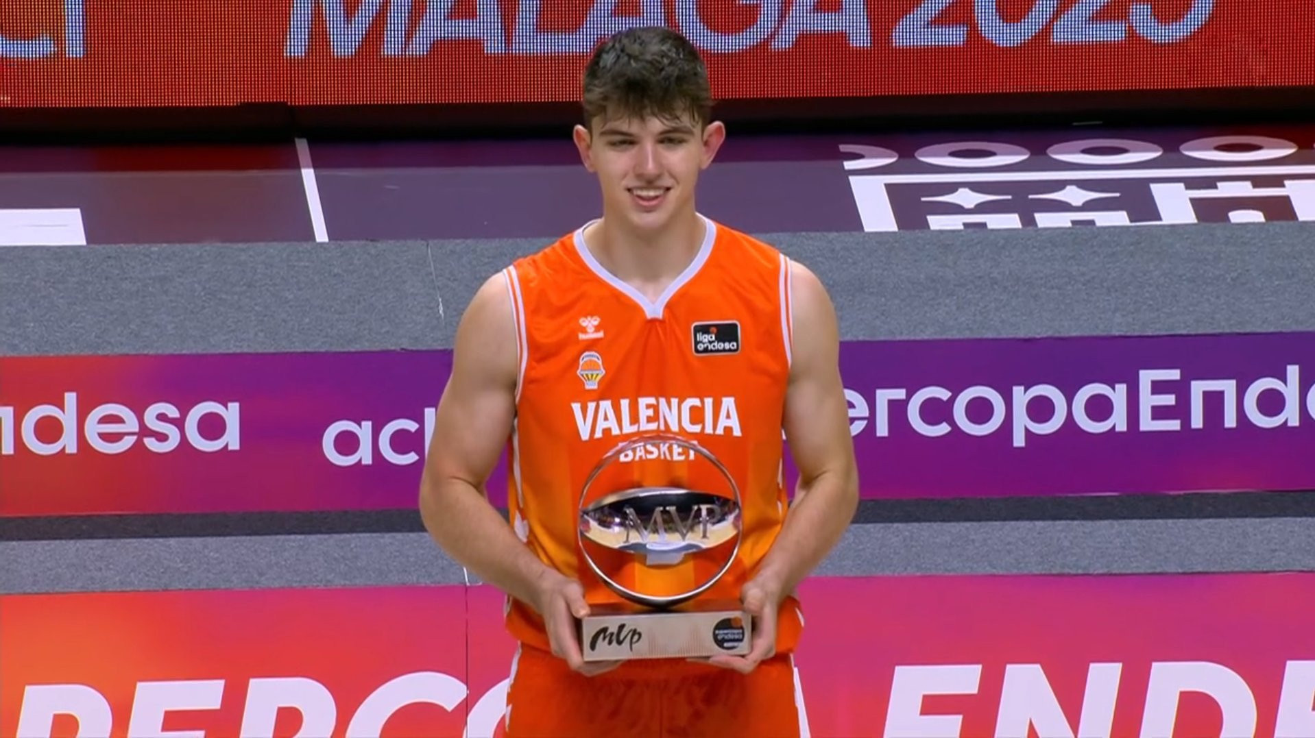 Ο 19χρονος Ντε Λαρέα έγινε ο νεότερος MVP στην ιστορία του Super Copa