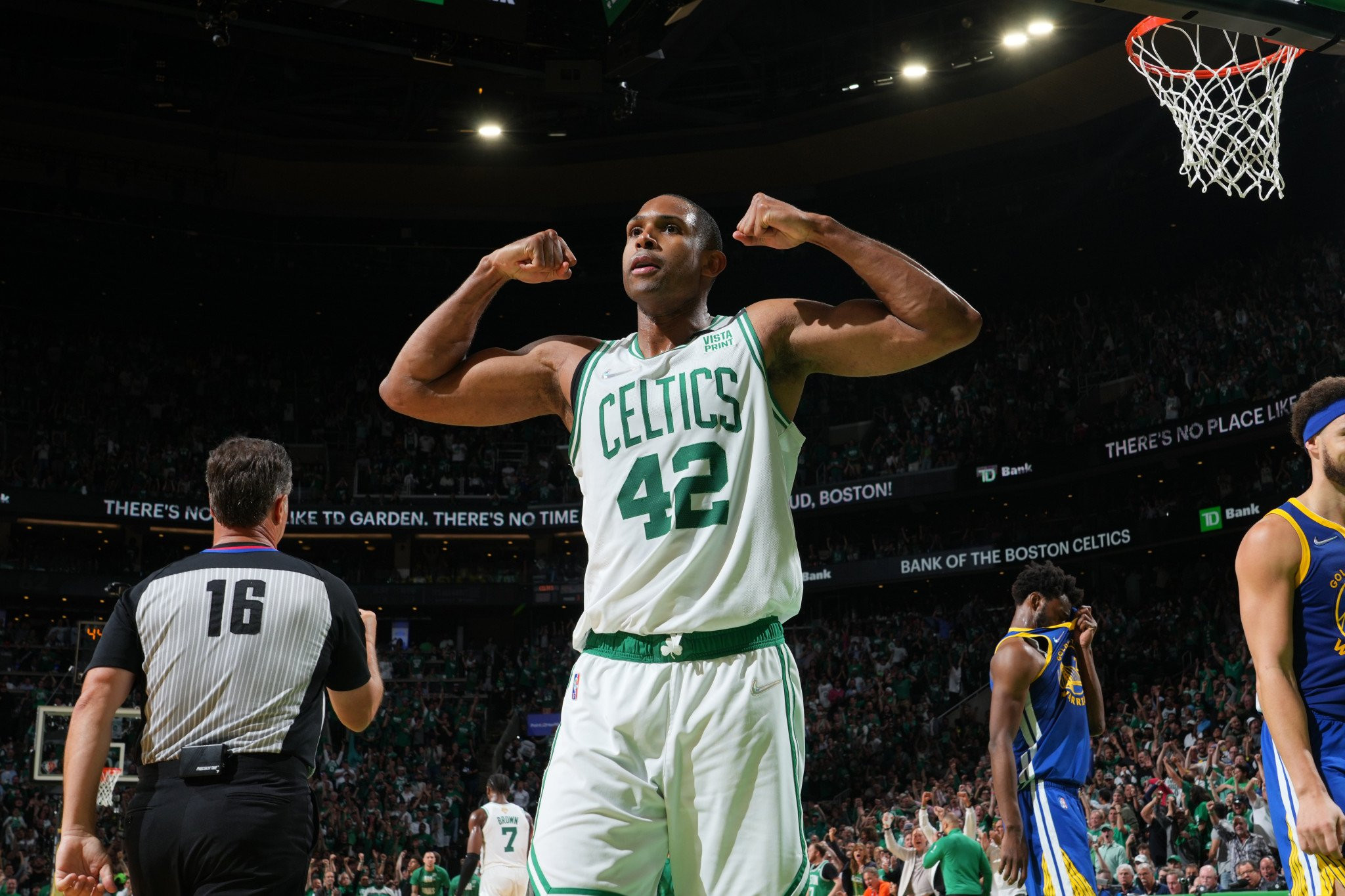 Ο Χόρφορντ υπέγραψε στους Γουόριορς το τελευταίο συμβόλαιο της καριέρας του