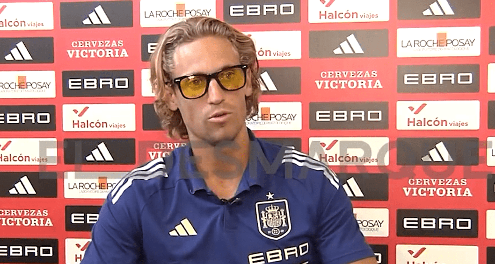 Ο Μάρκος Γιορέντε ξαναχτυπά με τις θεωρίες συνωμοσίας: «Ο κόσμος ξυπνάει...»